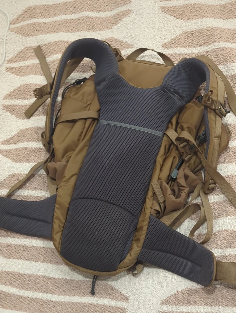 MYSTERY RANCH ⛰️ Coulee 25L Daypack